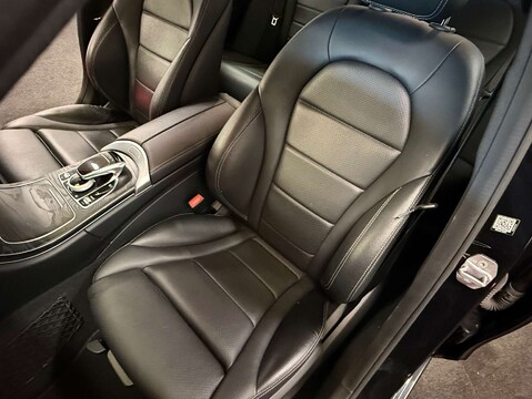 Mercedes-Benz C Class 2.1 C 250 AMG Line D 4Matic Auto 4WD 4dr 52