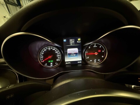 Mercedes-Benz C Class 2.1 C 250 AMG Line D 4Matic Auto 4WD 4dr 33