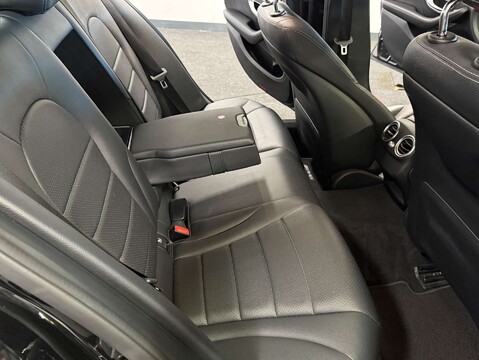 Mercedes-Benz C Class 2.1 C 250 AMG Line D 4Matic Auto 4WD 4dr 37