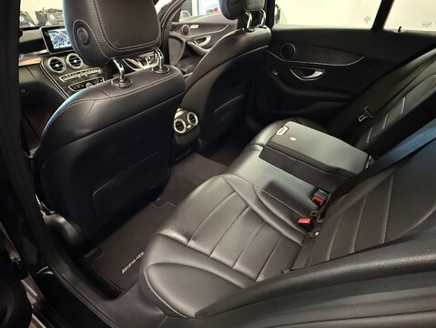 Mercedes-Benz C Class 2.1 C 250 AMG Line D 4Matic Auto 4WD 4dr 41