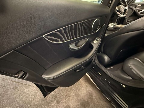 Mercedes-Benz C Class 2.1 C 250 AMG Line D 4Matic Auto 4WD 4dr 43