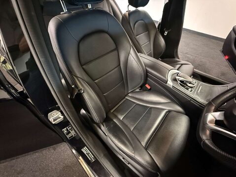 Mercedes-Benz C Class 2.1 C 250 AMG Line D 4Matic Auto 4WD 4dr 15