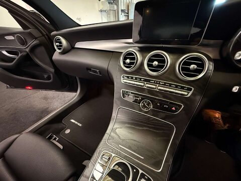 Mercedes-Benz C Class 2.1 C 250 AMG Line D 4Matic Auto 4WD 4dr 19