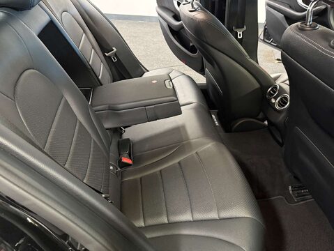Mercedes-Benz C Class 2.1 C 250 AMG Line D 4Matic Auto 4WD 4dr 37