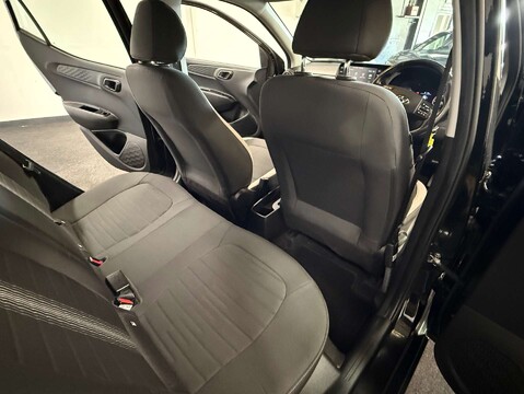 Hyundai i10 1.0 i10 SE Connect MPI 5dr 35