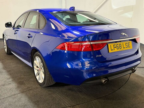 Jaguar XF 2.0 XF R-Sport Auto 4dr 4