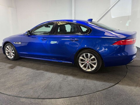 Jaguar XF 2.0 XF R-Sport Auto 4dr 5
