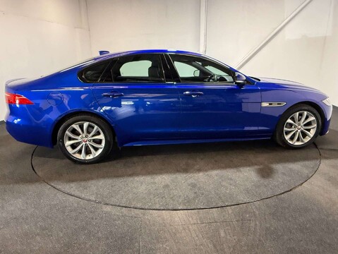 Jaguar XF 2.0 XF R-Sport Auto 4dr 7