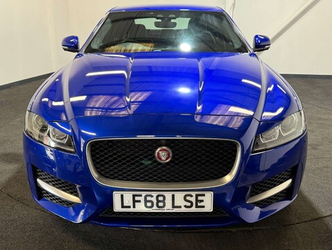 Jaguar XF 2.0 XF R-Sport Auto 4dr 9