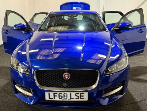 Jaguar XF 2.0 XF R-Sport Auto 4dr 10