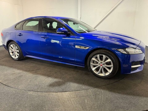 Jaguar XF 2.0 XF R-Sport Auto 4dr 8