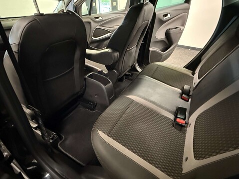 Vauxhall Crossland X 1.5 Crossland X Elite Nav ecoTec D S/S 5dr 37