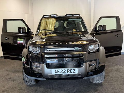 Land Rover Defender 3.0 Defender X-Dynamic HSE D MHEV Auto 4WD 3dr 9