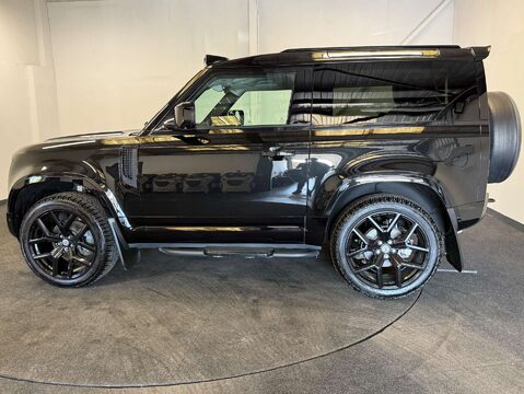 Land Rover Defender 3.0 Defender X-Dynamic HSE D MHEV Auto 4WD 3dr 3