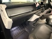 Land Rover Defender 3.0 Defender X-Dynamic HSE D MHEV Auto 4WD 3dr 34