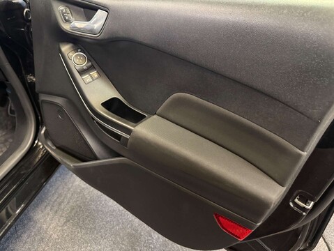 Ford Fiesta 1.0 Fiesta Titanium T 5dr 11