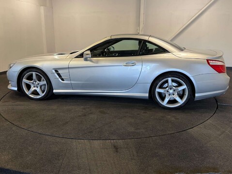 Mercedes-Benz SL Series 3.5 SL350 Auto 2dr 3