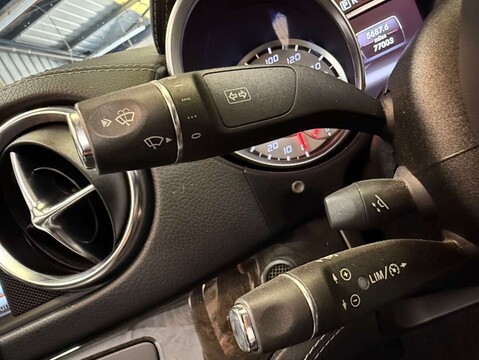 Mercedes-Benz SL Series 3.5 SL350 Auto 2dr 34