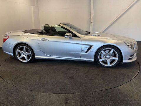 Mercedes-Benz SL Series 3.5 SL350 Auto 2dr 16