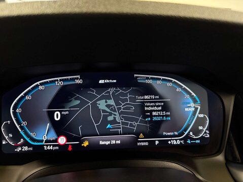 BMW 3 Series 2.0 330E M Sport Auto 5dr 44