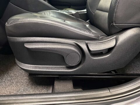 Kia Niro 1.6 Niro 4 Semi-Auto 5dr 45