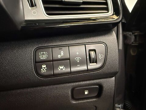 Kia Niro 1.6 Niro 4 Semi-Auto 5dr 19