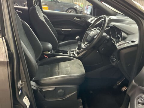 Ford Kuga 2.0 Kuga ST-Line TDCi 4x4 4WD 5dr 7