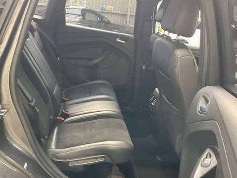 Ford Kuga 2.0 Kuga ST-Line TDCi 4x4 4WD 5dr 8