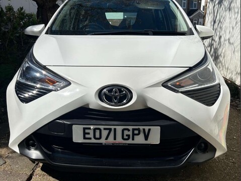 Toyota Aygo 1.0 Aygo X-Play TSS VVT-i CVT 5dr 2