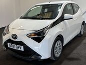 Toyota Aygo 1.0 Aygo X-Play TSS VVT-i CVT 5dr 1