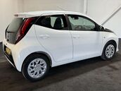 Toyota Aygo 1.0 Aygo X-Play TSS VVT-i CVT 5dr 5