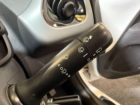 Toyota Aygo 1.0 Aygo X-Play TSS VVT-i CVT 5dr 17