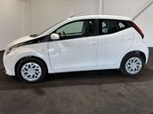 Toyota Aygo 1.0 Aygo X-Play TSS VVT-i CVT 5dr 2