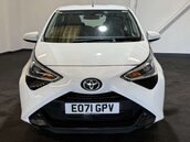 Toyota Aygo 1.0 Aygo X-Play TSS VVT-i CVT 5dr 8