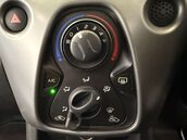 Toyota Aygo 1.0 Aygo X-Play TSS VVT-i CVT 5dr 21