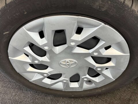 Toyota Aygo 1.0 Aygo X-Play TSS VVT-i CVT 5dr 46