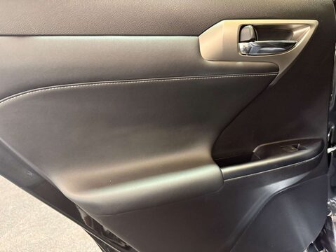 Lexus CT 1.8 CT 200H Sport CVT 5dr 41