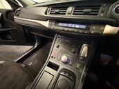 Lexus CT 1.8 CT 200H Sport CVT 5dr 40