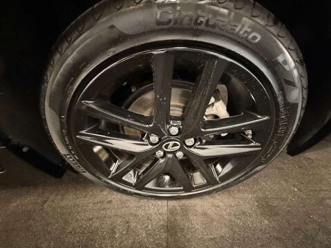 Lexus CT 1.8 CT 200H Sport CVT 5dr 60