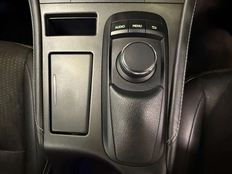 Lexus CT 1.8 CT 200H Sport CVT 5dr 27