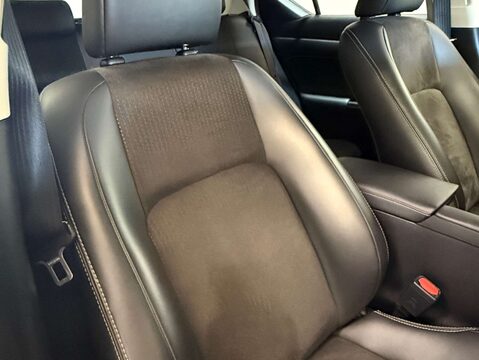 Lexus CT 1.8 CT 200H Sport CVT 5dr 13