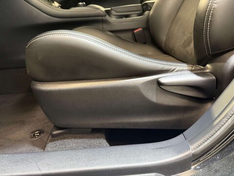 Lexus CT 1.8 CT 200H Sport CVT 5dr 46