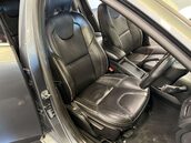 Volvo V40 2.0 V40 R-Design Pro T5 Auto 5dr 12