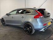 Volvo V40 2.0 V40 R-Design Pro T5 Auto 5dr 3