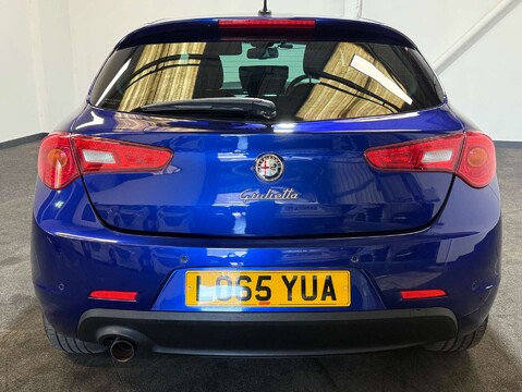 Alfa Romeo Giulietta 1.4 Giulietta Collezione MultiAir TB 5dr 4