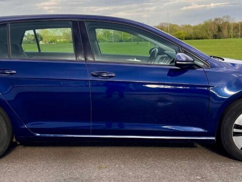 Volkswagen Golf e-Golf 5dr 3