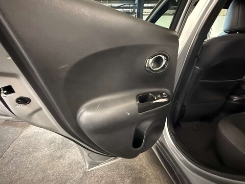 Nissan Juke 1.5 Juke N-Connecta dCi 5dr 39