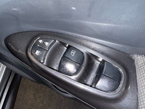 Nissan Juke 1.5 Juke N-Connecta dCi 5dr 16