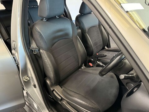Nissan Juke 1.5 Juke N-Connecta dCi 5dr 12