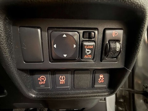 Nissan Juke 1.5 Juke N-Connecta dCi 5dr 19